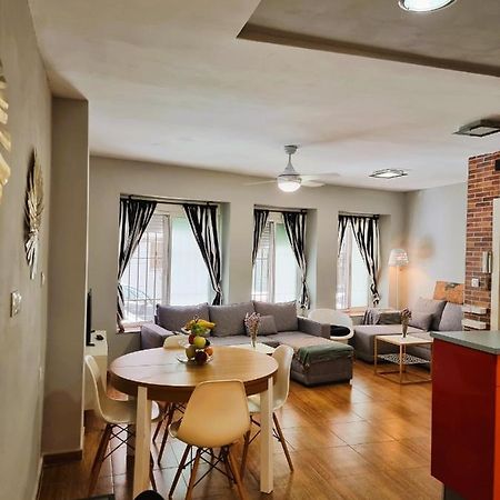 Claudia Tourist Apartment Alicante Dış mekan fotoğraf