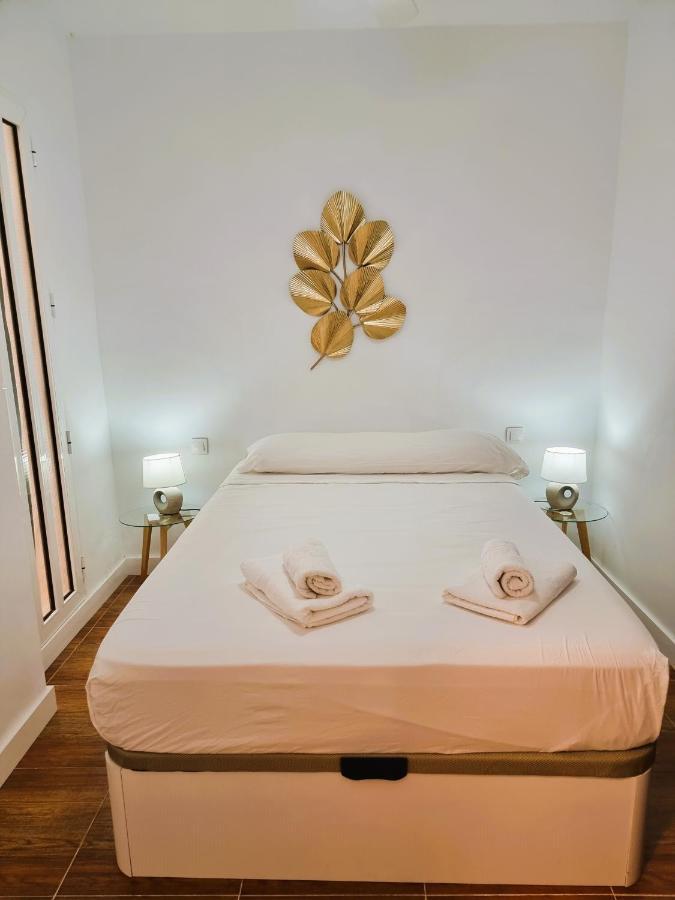 Claudia Tourist Apartment Alicante Dış mekan fotoğraf