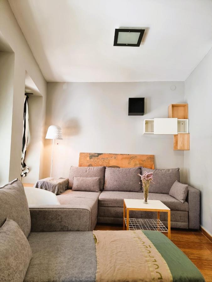Claudia Tourist Apartment Alicante Dış mekan fotoğraf