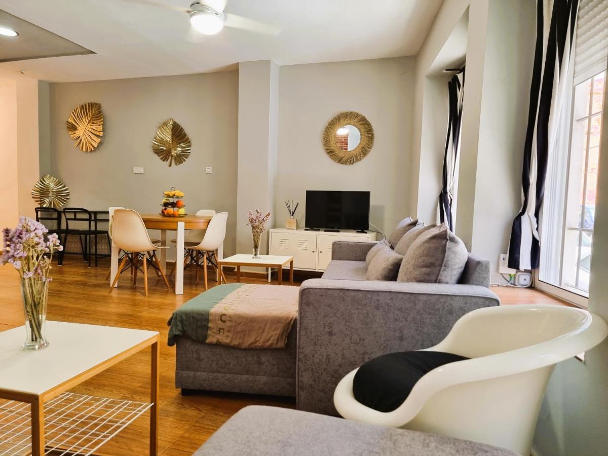 Claudia Tourist Apartment Alicante Dış mekan fotoğraf