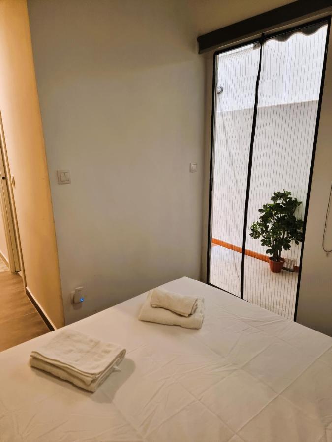 Claudia Tourist Apartment Alicante Dış mekan fotoğraf